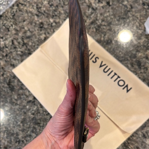 Louis Vuitton Damier Ebene Neverful Pouch - Picture 5 of 14
